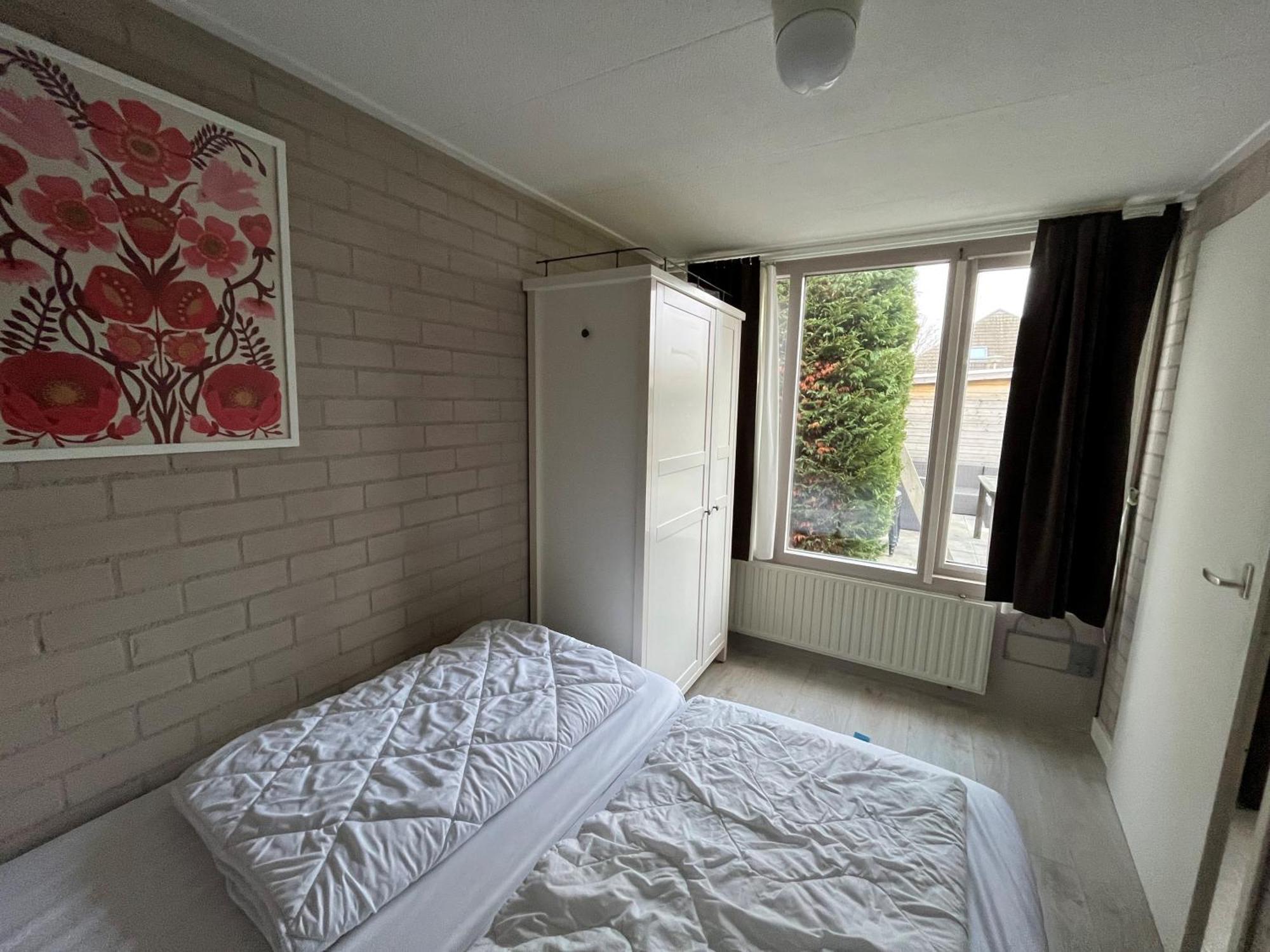 Ferienhaus Kustverhuur, Park Schoneveld, Duinroos 102